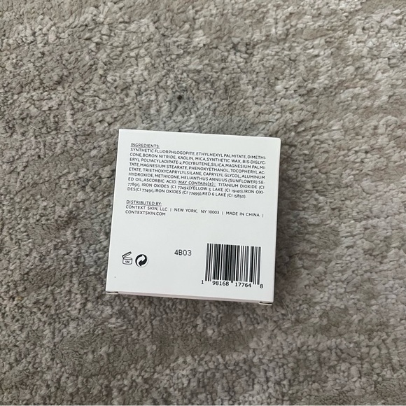 Context Matte Bronzer NEW - Picture 7 of 8